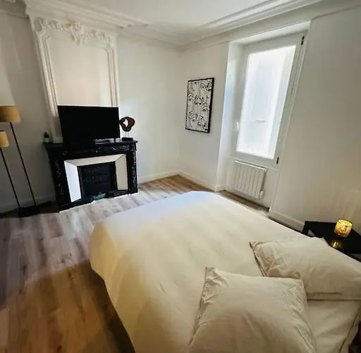 La Pause Ardechoise Apartment
